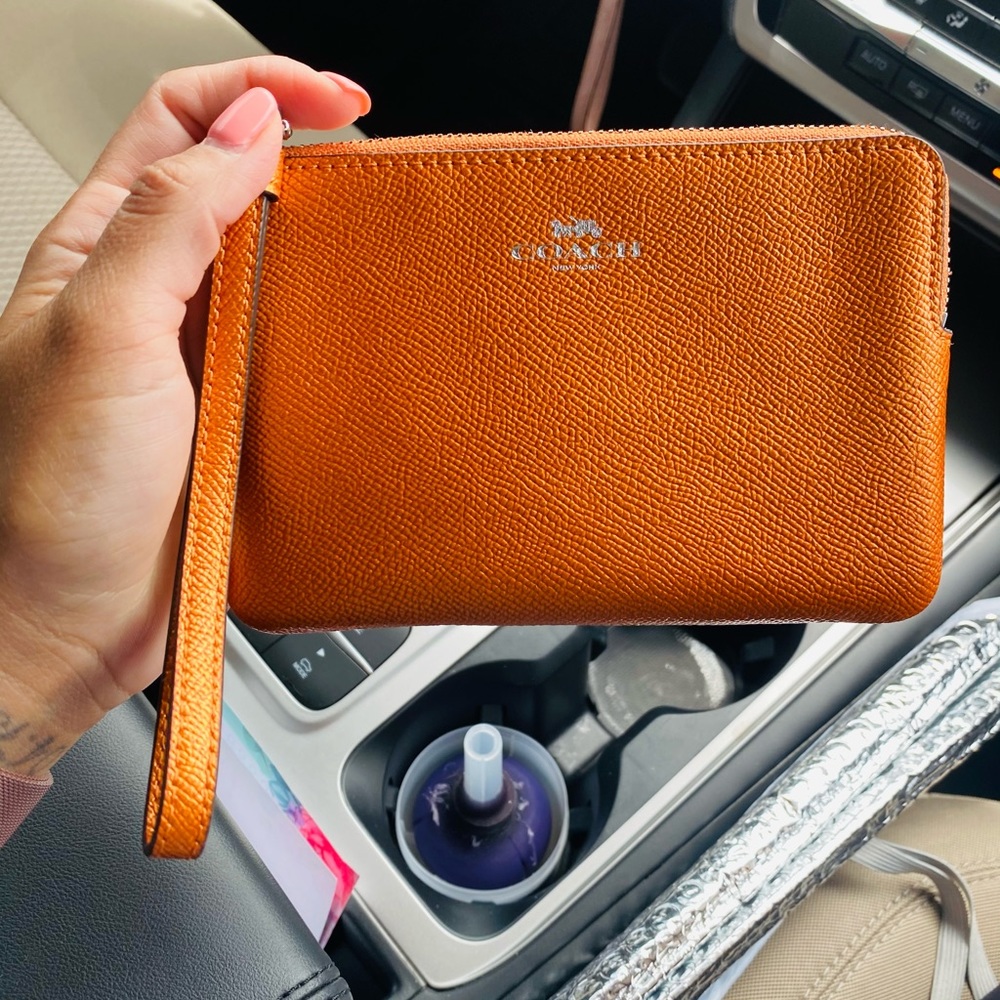 Wristlet